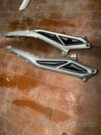 Telaietti anteriori Triumph street triple 17-19