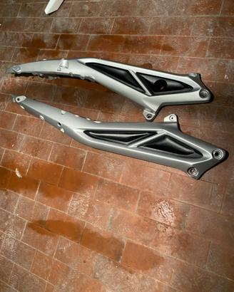 Telaietti anteriori Triumph street triple 17-19
