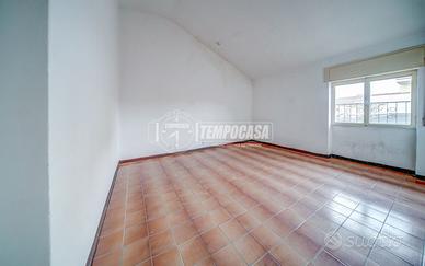DIVIGNANO - PORZIONE DI CASCINALE DA RISTRUTTURARE