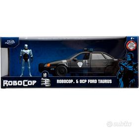 Ford Taurus metallo della Jada Toys 