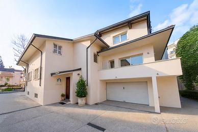 Villa bifamiliare Piacenza [Cod. rif 3288923VRG]