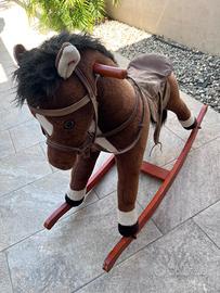 Cavallo a dondolo