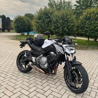 Z650 bianconera