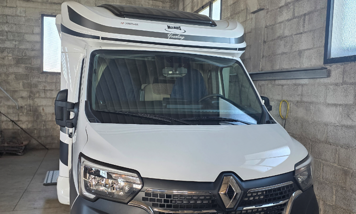 Camper semintegrale pari al nuovo