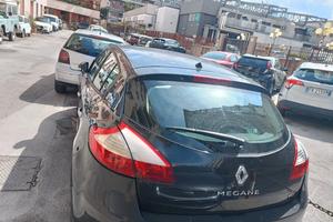Pezzi ricambio Renault Megane 1.5 DCI 2010