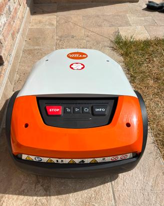 Robot taglia erba STIHL