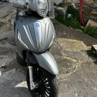 Beverly 300