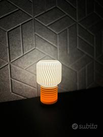 Lampada design da comodino