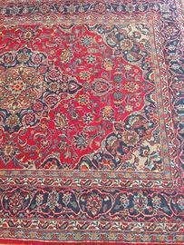 Tappeto orientale annodato a mano