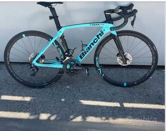 Bici da corsa BianchiOltre XR4 Disc Ultegra Tag.53