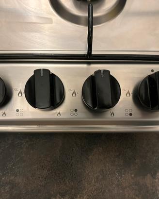 Piastra fornelli cucina Delonghi gas