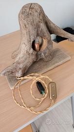 ATTACCAPANNI E LAMPADA