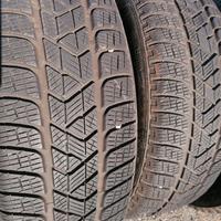  4 gomme  invernali usate 215/60 R17 