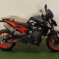MOTO USATA KTM 890 DUKE GP 2024