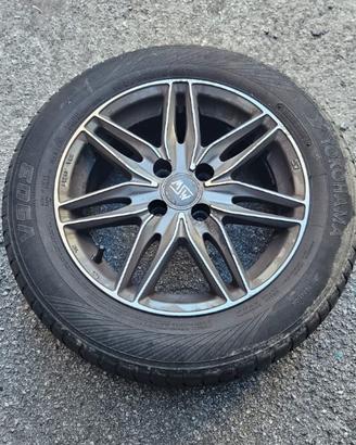 Cerchi in lega più gomme invernali