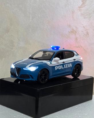 Stelvio Polizia con luci