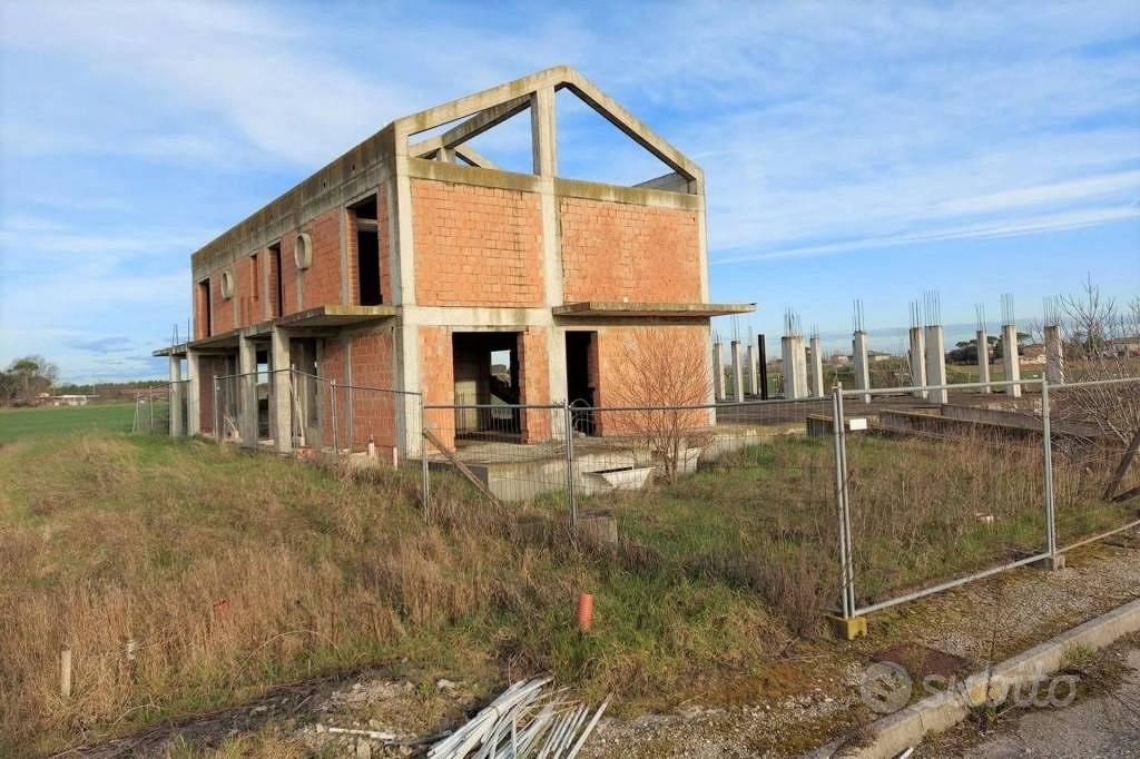 Immobile in asta di 806 m² a Forlì - Vista 3
