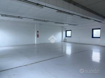 CAPANNONE A CODROIPO