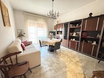 2 LOCALI A MARANO DI NAPOLI