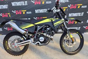 FANTIC MOTOR 125 Motard km 737 performance