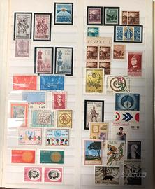 Corposa collezione di Francobolli