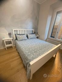 Letto Ikea Hemnes 160x200+ 2 comodini
