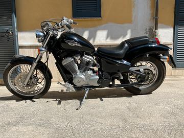 Honda vt 600