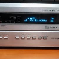 sintoamplificatore  e giradischi 