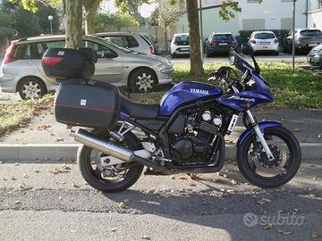 Yamaha FZR 600 - 2002