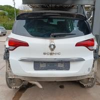 Vendiamo ricambi Renault Scenic 2020