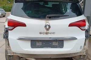 Vendiamo ricambi Renault Scenic 2020