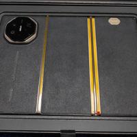 Huawei mate xt ultimate trifold