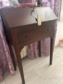 Mobile in legno con segretè solo €80