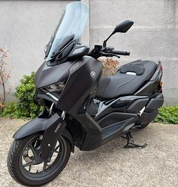 Yamaha X-Max 300 Tech MAX Euro5 (immatr. 10/2024)