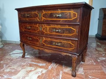 cassettone Luigi XV del 700