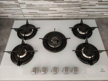 Piano cottura indesit