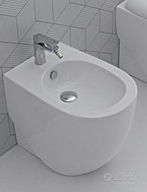 Sanitari  bidet filo parete nuovo no wc 