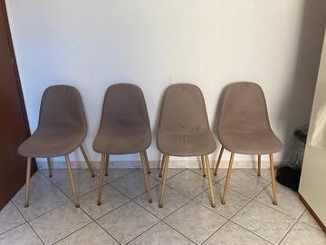 Set 4 sedie per soggiorno.