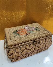 Scatola da cucito in paglia intrecciata, anni 80