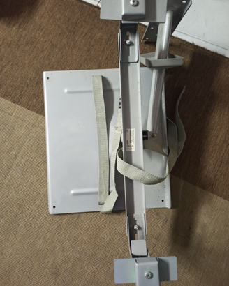 Supporto x TV e monitor "Observator"Ikea