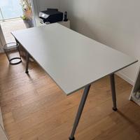 Scrivania come nuova 160x80