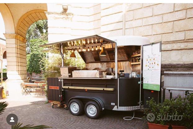 Food Truck Hamburgeria Piadineria Panineria