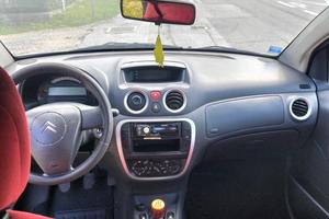 macchina Citroen c2
