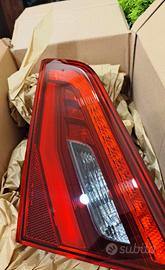 FANALE POSTERIORE DX INTERNO A LED A3 8V 5 porte