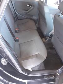 VOLKSWAGEN Polo 5ª serie - 2011