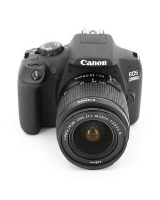 Canon EOS 2000D - EF-S 18-55mm f/3.5-5.6 III
