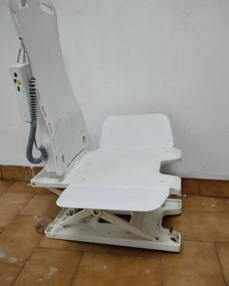 SEDIA ELETTRICA ELEVABILE