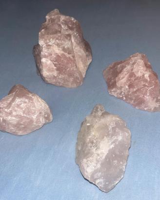 Pietre quarzo rosa decorazione acquario