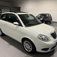 Lancia Ypsilon 1.2 Versus per neopatentati