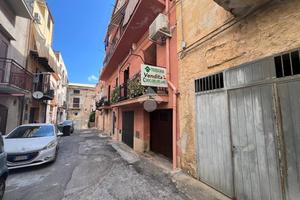 4 LOCALI A CASTELLAMMARE DEL GOLFO